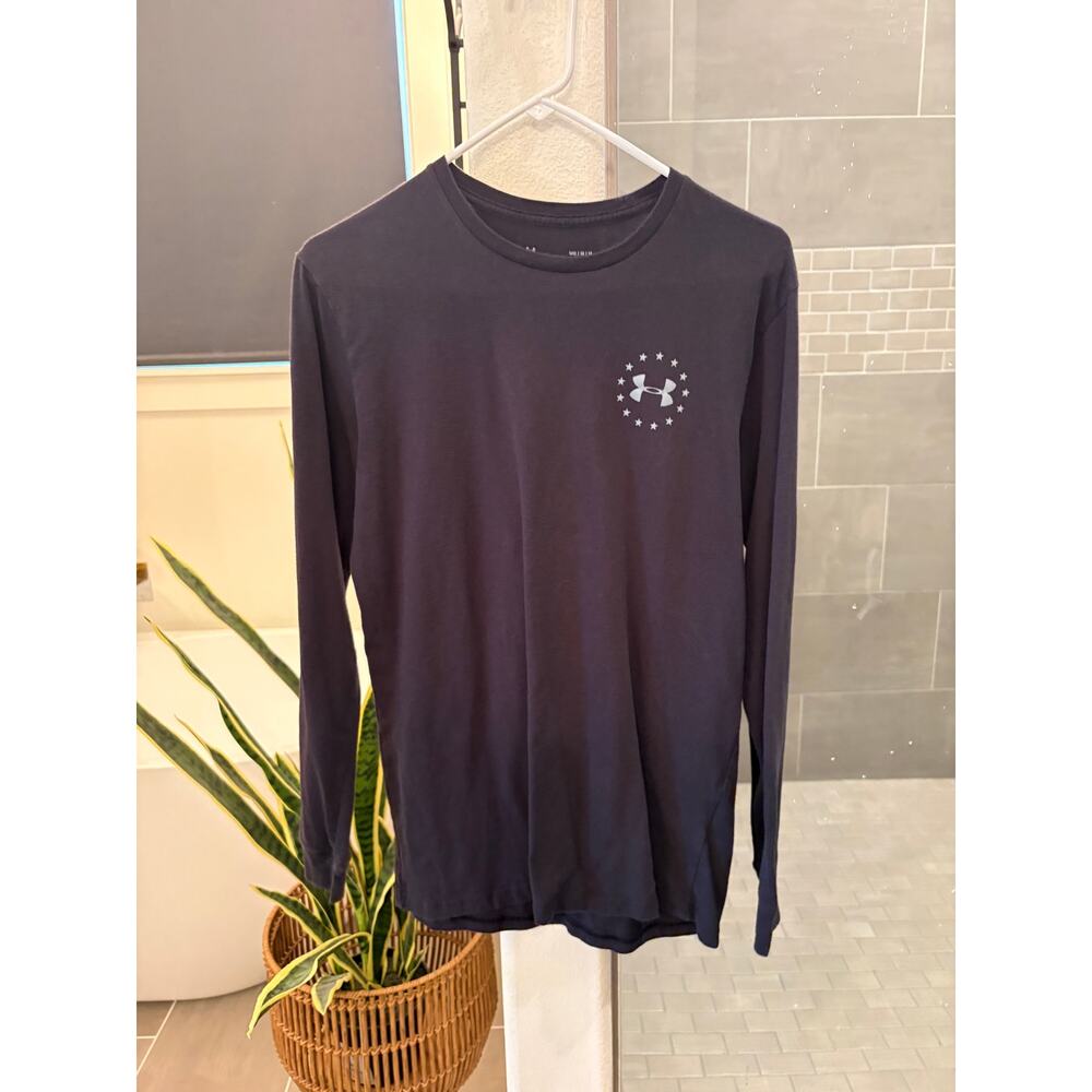 Under Armour men’s long sleeve tee